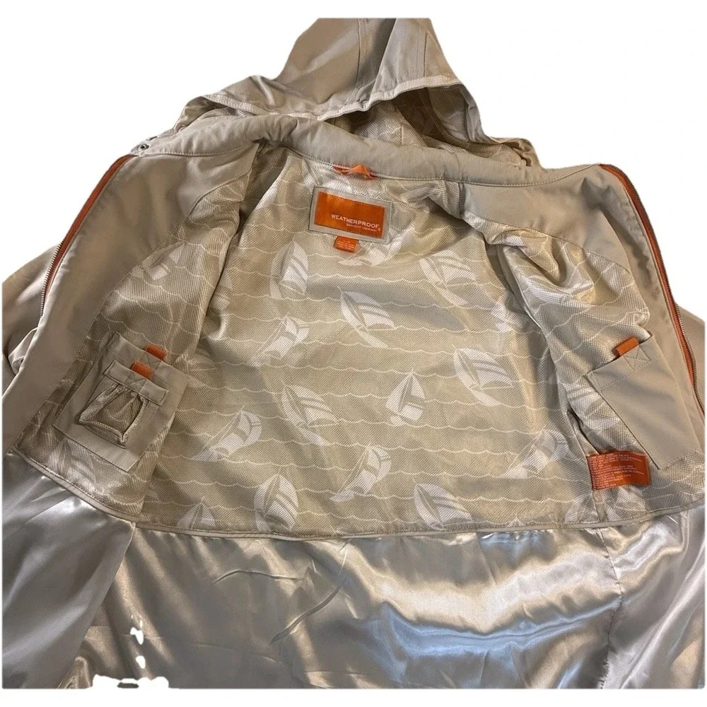 Weatherproof Vintage Women's Hooded Rain Jacket beig Polyurethane‎ large
